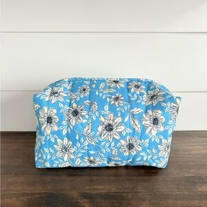 Handmade Flower Print Cosmetic Make Up Bag Blue/White Sz OS